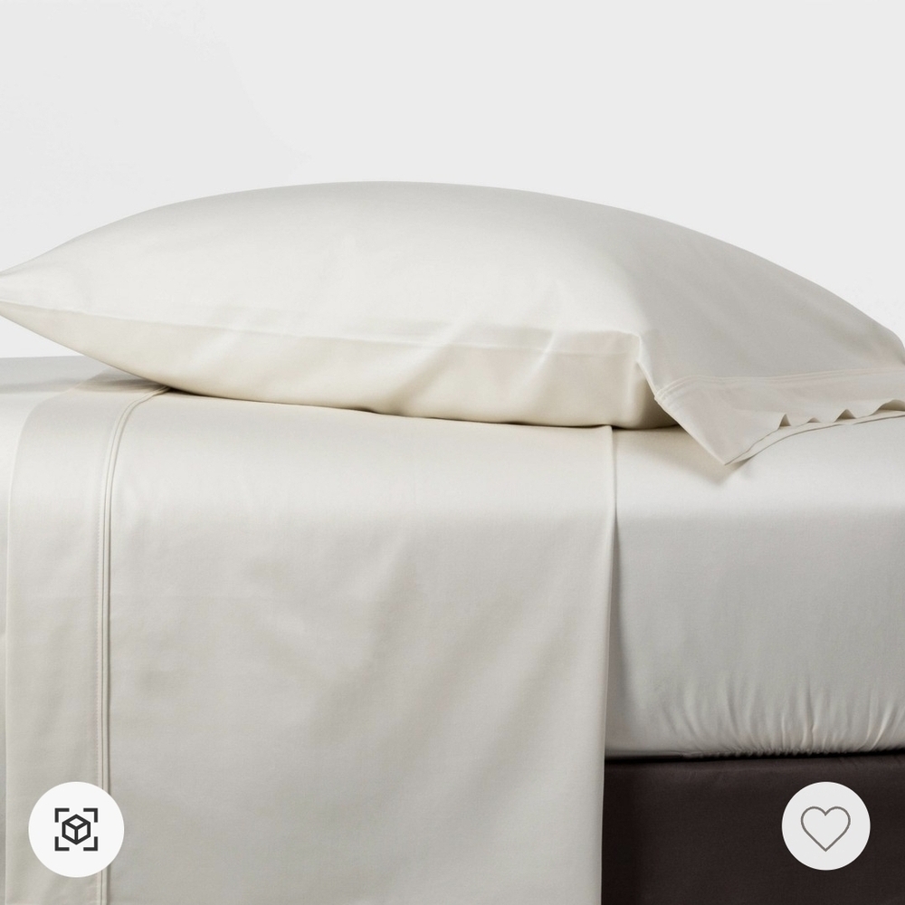 Queen solid performance sheet set sour cream